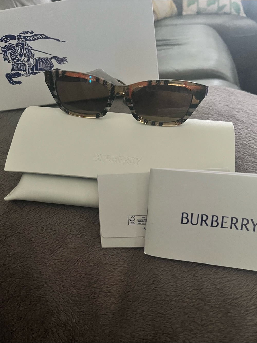 Burberry Tortoiseshell Cat-Eye Sunglasses with Brown Lenses New in Box